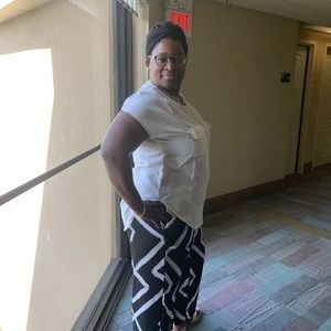 Meet your Posher, Sherry